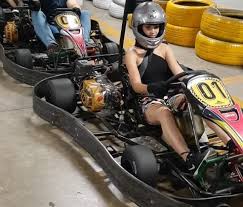 Jovem tem couro cabeludo arrancado em acidente durante corrida de kart no Recife; pista foi interditada