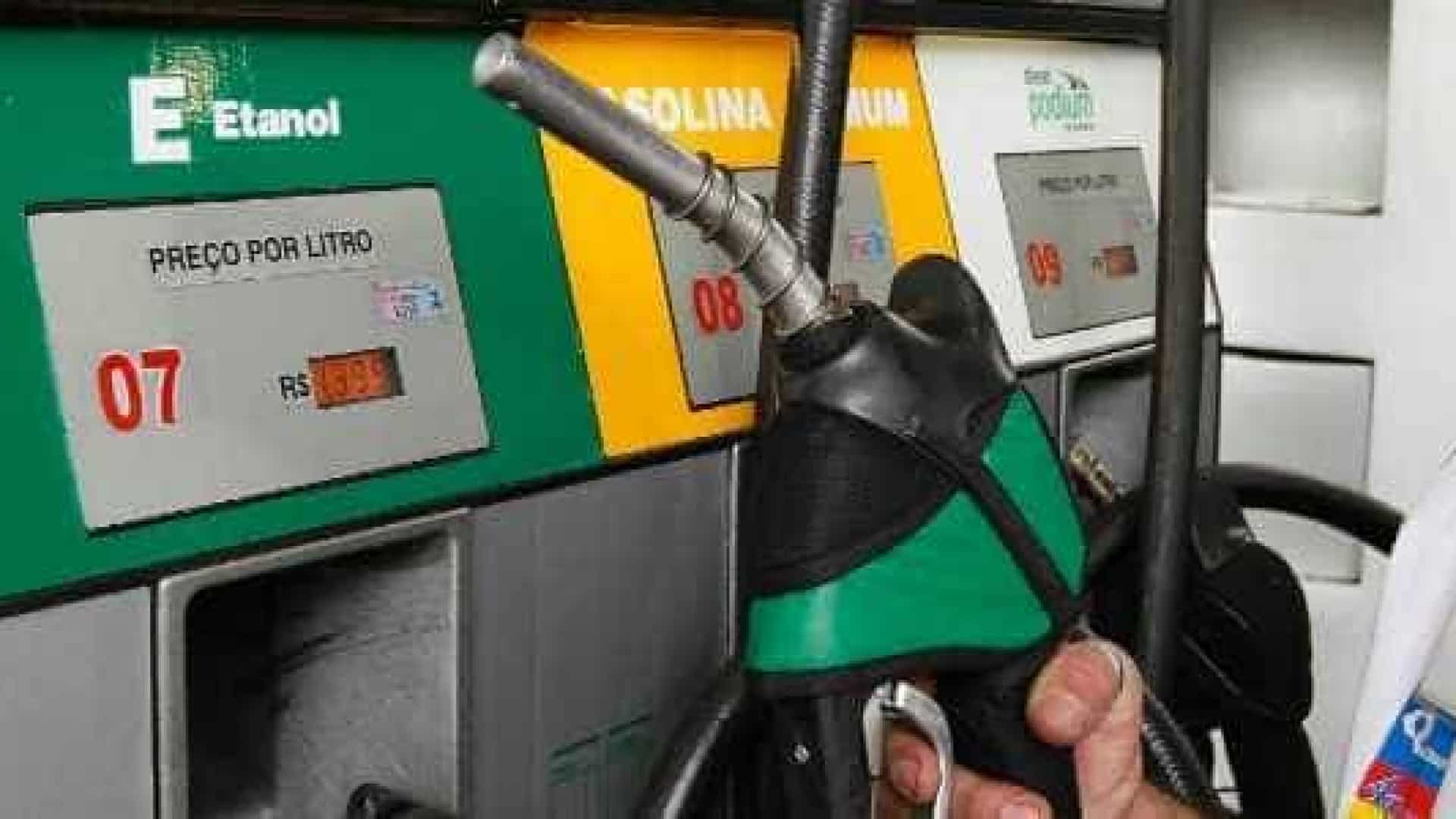 Etanol sobe em 13 Estados, preço médio fica estável no país