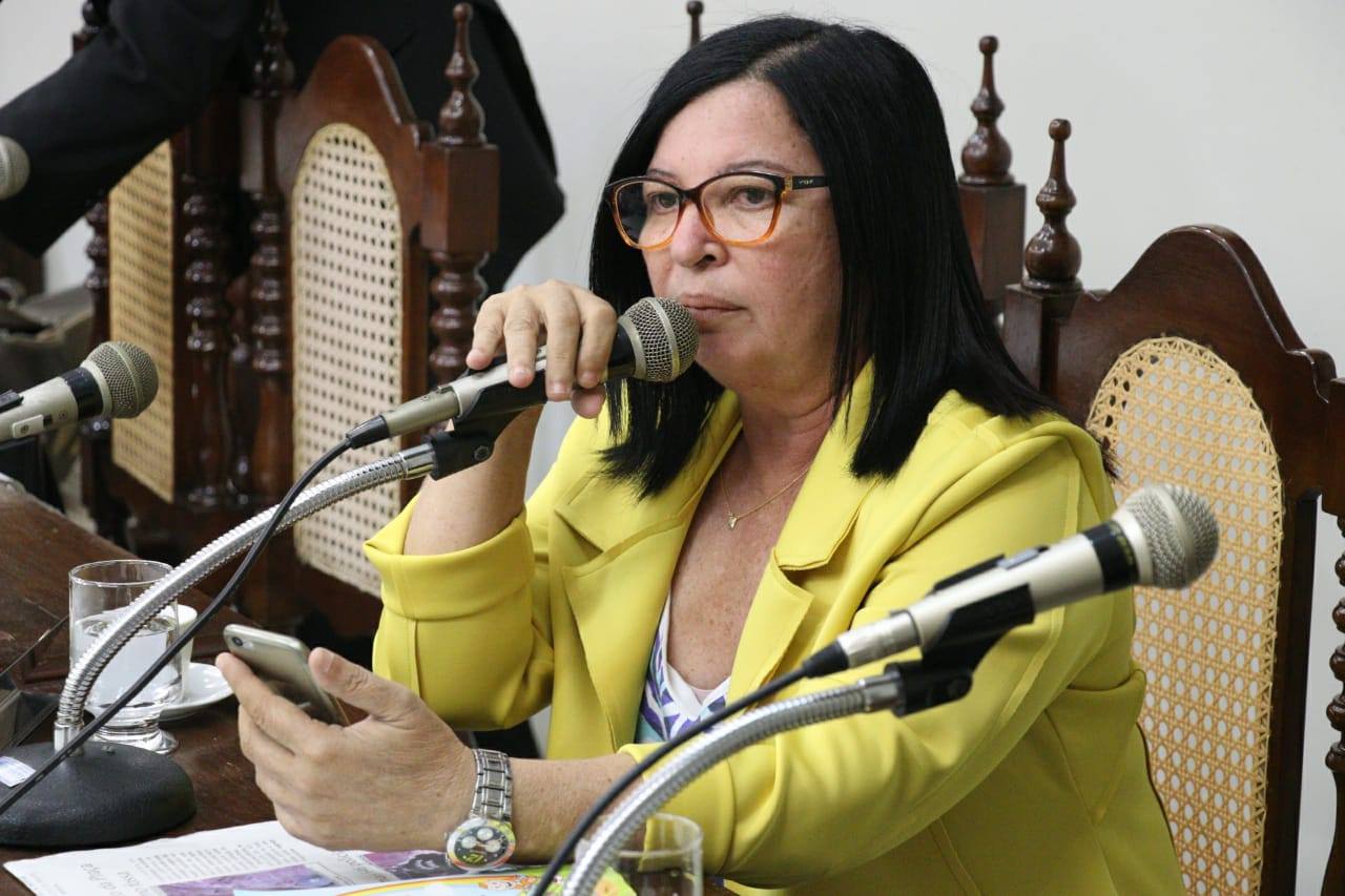 Vereadora comemora aquisições importantes via governo do estado para Juazeiro do Norte