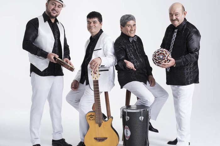 ESTACIONAMENTO DA MÚSICA: SESC CRATO SHOW COM DEMÔNIOS DA GAROA