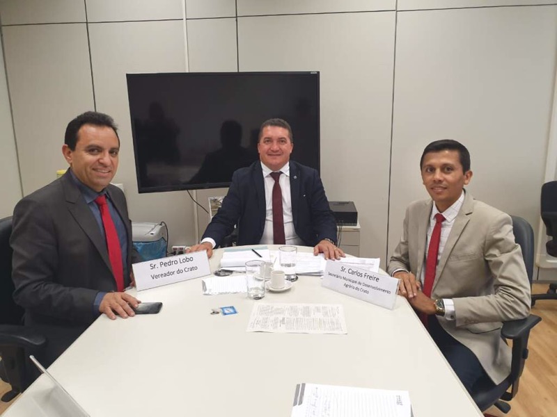 Governo do Crato realiza articulações, em Brasília, e viabiliza melhorias para o Desenvolvimento Agrário no município