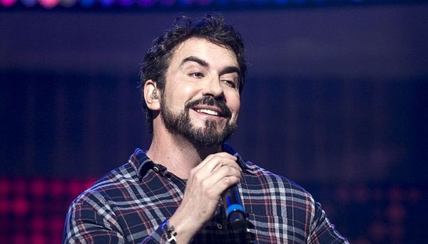 Show do Padre Fábio de Melo tem alta procura por ingresso