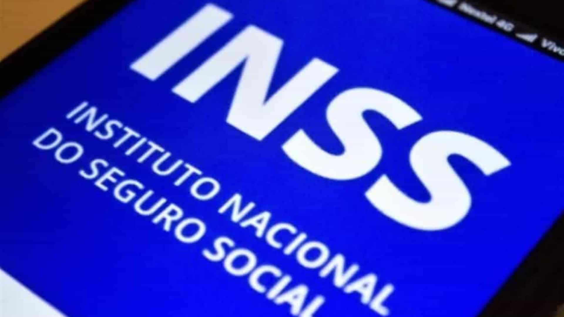 Pagamento do auxílio-doença pode passar do INSS para as empresas