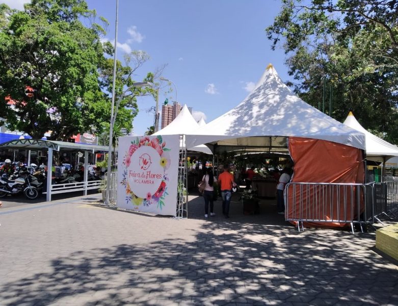 Festival das Flores de Holambra acontece na Praça da Bandeira, em Campina Grande