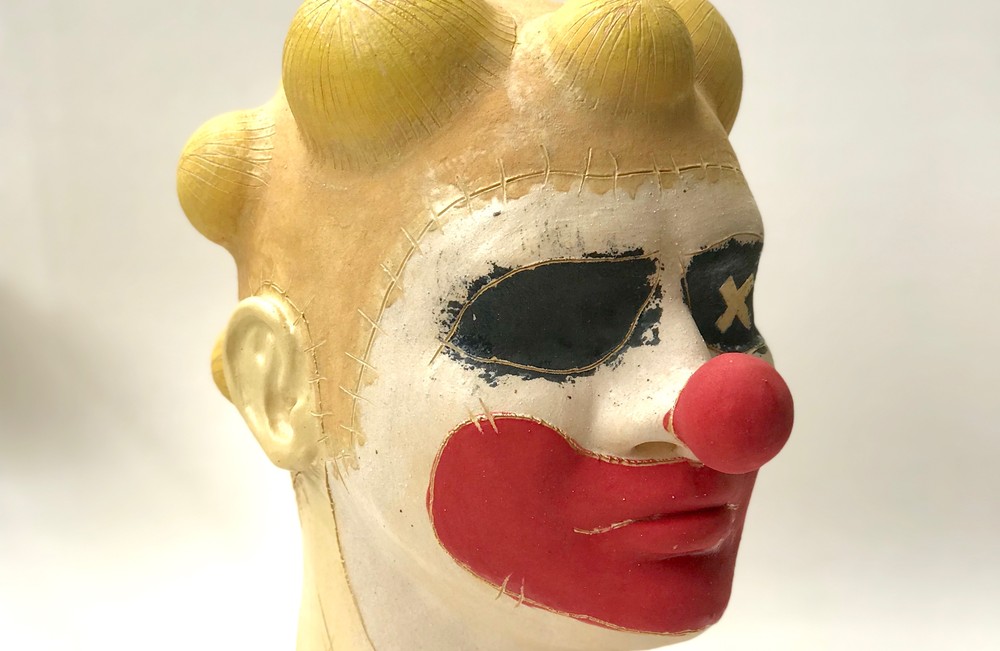 Exposição gratuita ‘O Preço do Sorriso’ estreia terça-feira no Palacete das Artes