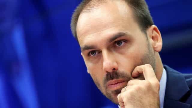 Executiva Nacional do PSL decide suspender Eduardo e mais 13 deputados