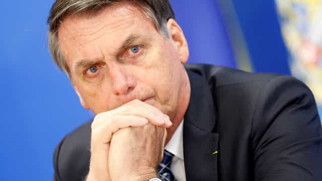 No Twitter, Bolsonaro atribui oscilações na Bolsa com soltura de Lula