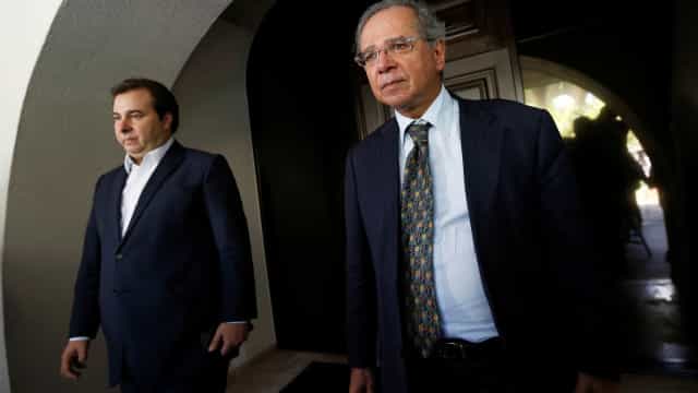 Maia diz que Guedes gera uma insegurança na sociedade