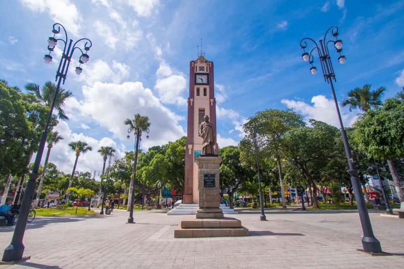 Relógio da Coluna da Hora da Praça Padre Cícero será retirado nesta quarta-feira, 20, para restauro