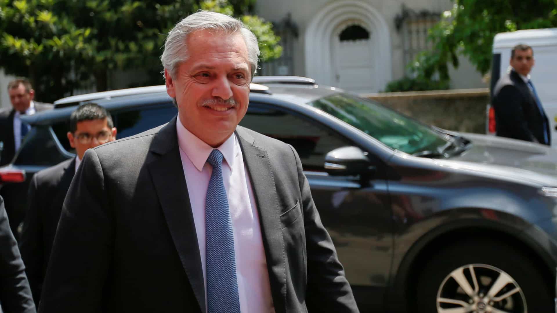 Alberto Fernández diz ao FMI que manterá compromissos