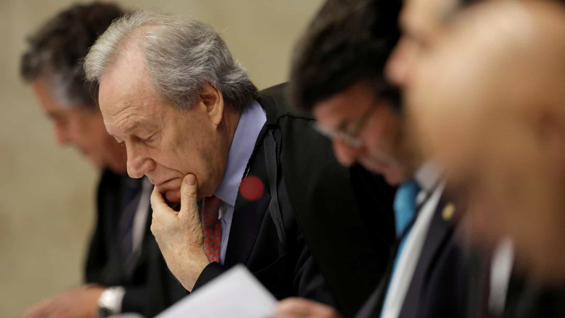 STF adia para abril de 2020 julgamento de ações sobre royalties