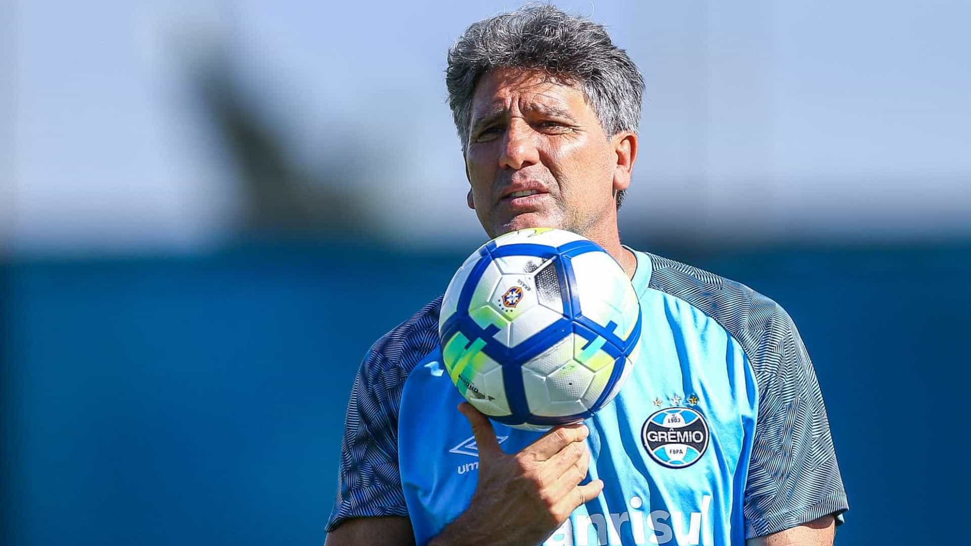 Renato Gaúcho reconhece má atuação, mas comemora Grêmio no G-4