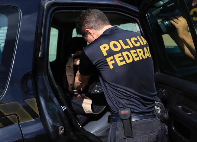 PF prende homem com aparelhos celulares no Aeroporto de Juazeiro do Norte