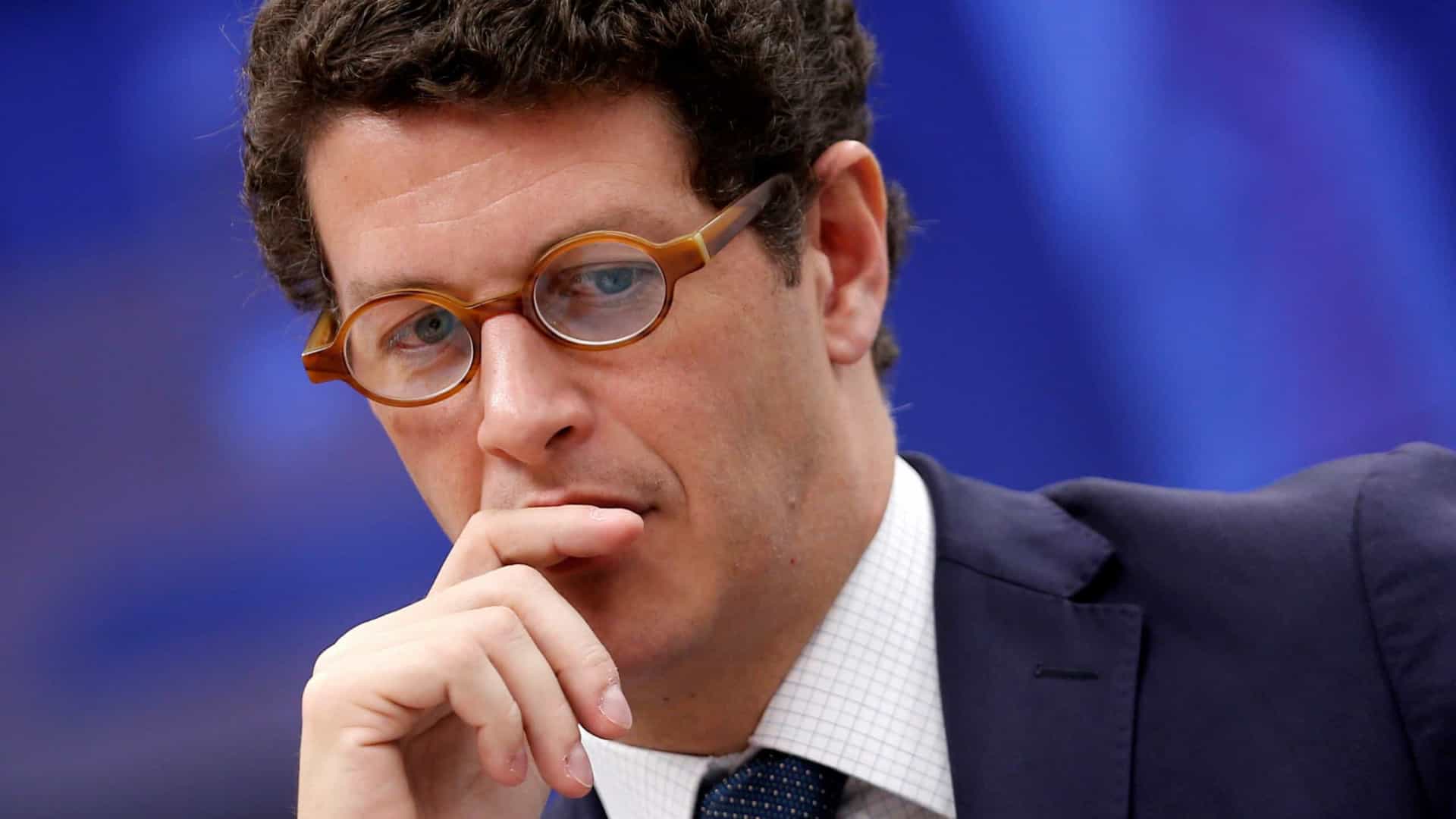 Sem aval de Salles, governos da Amazônia negociam com europeus