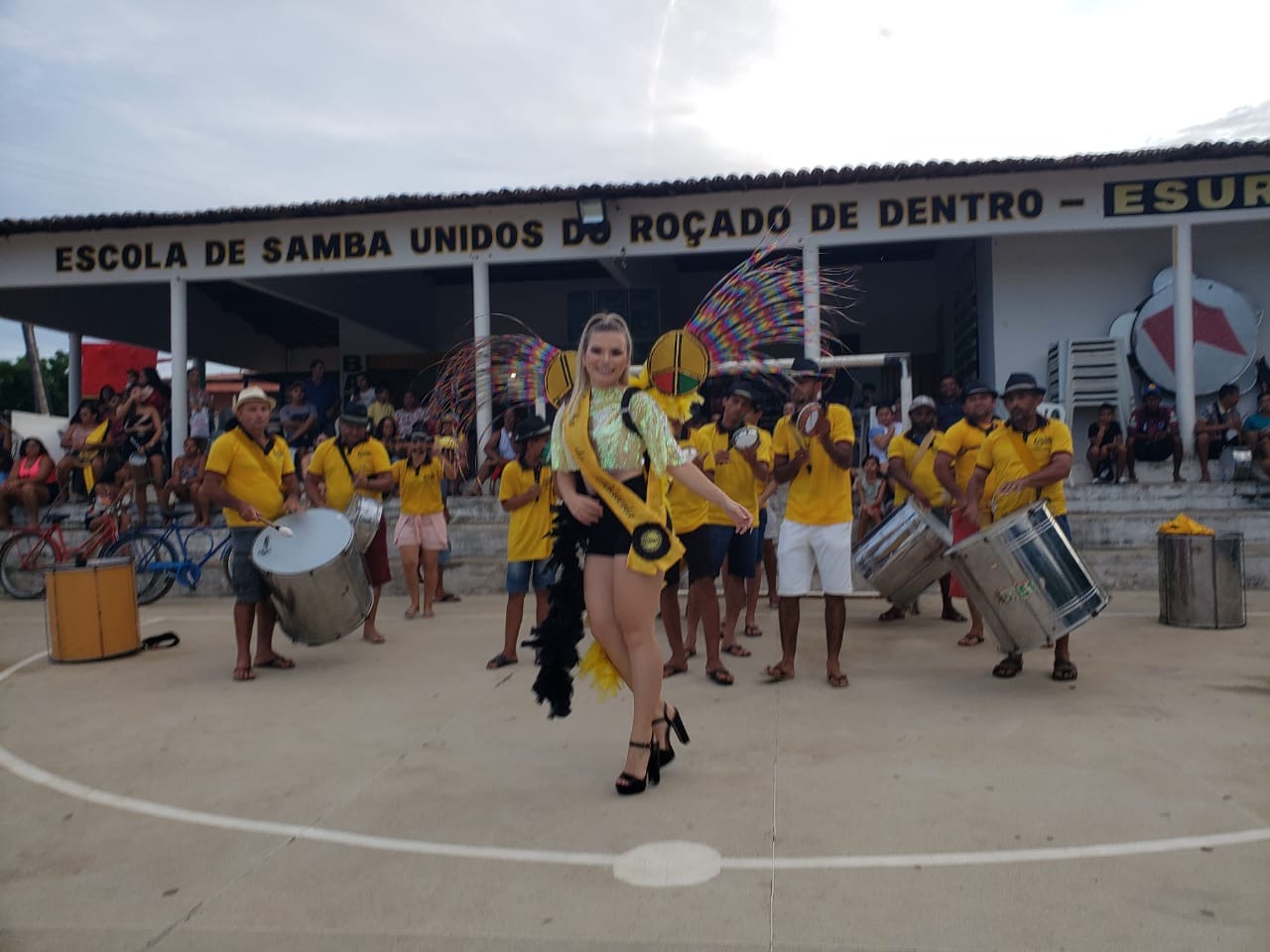 ESURD realiza primeiro ensaio com samba enredo 2020
