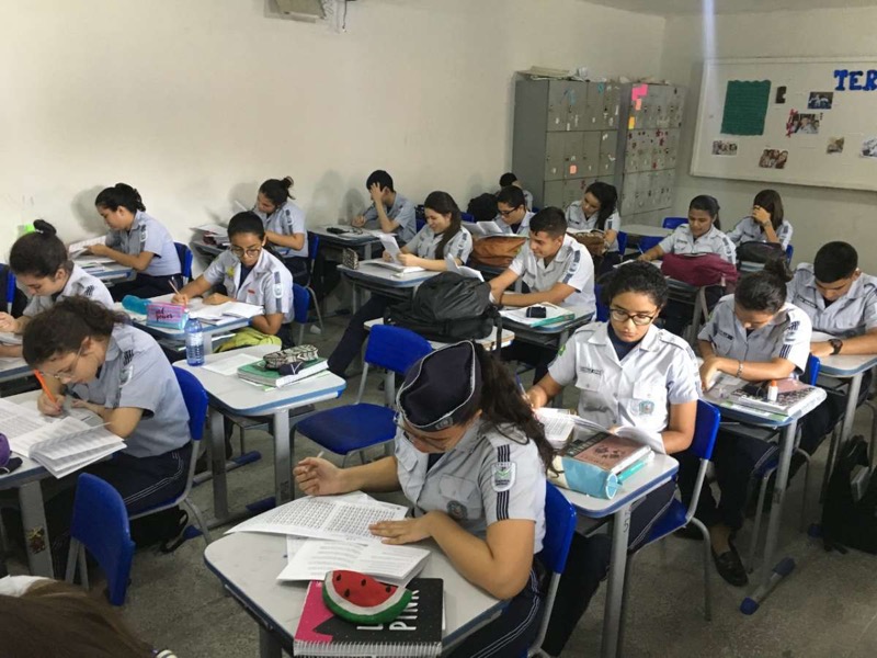 Mais de 100 alunos dos Colégios da PMCE superam os 900 pontos na redação do Enem