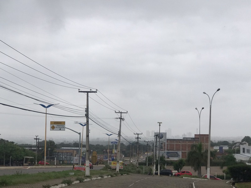 Chove durante a madrugada no Cariri e há previsão de pancadas de chuva ao longo do dia