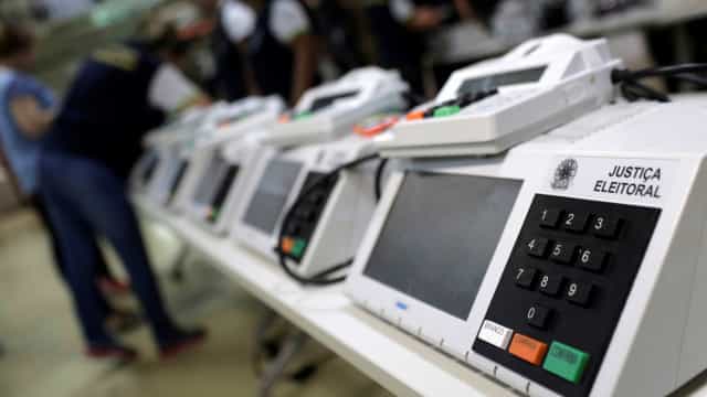 TSE comprará 100 mil urnas eletrônicas para eleições de 2020
