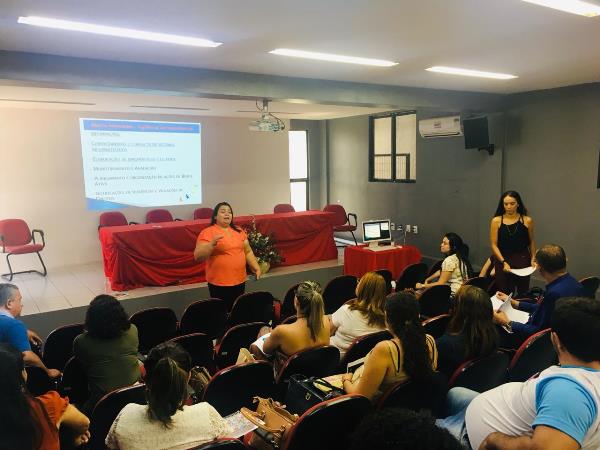 Secretaria Municipal do Trabalho e Desenvolvimento Social do Crato realiza formação em vigilância assistencial