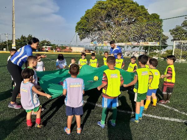 Crato: SEJU inicia atividades das Escolinhas de Iniciação Esportiva na Areninha