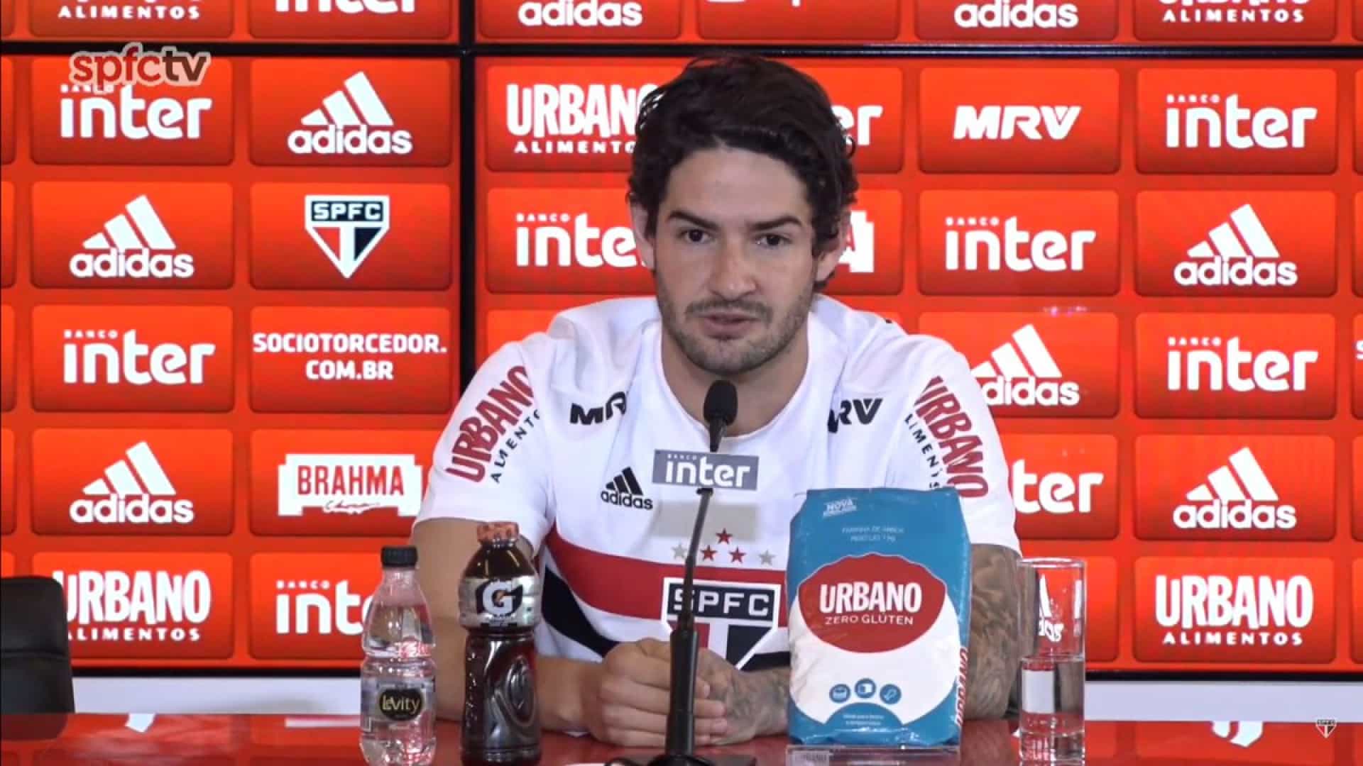 Diniz quer Pato como ‘9’ do São Paulo; Pablo se dispõe a virar ponta