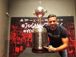 Sem acordo pelo formato do negócio com Arsenal, Pablo Marí permanece no Flamengo