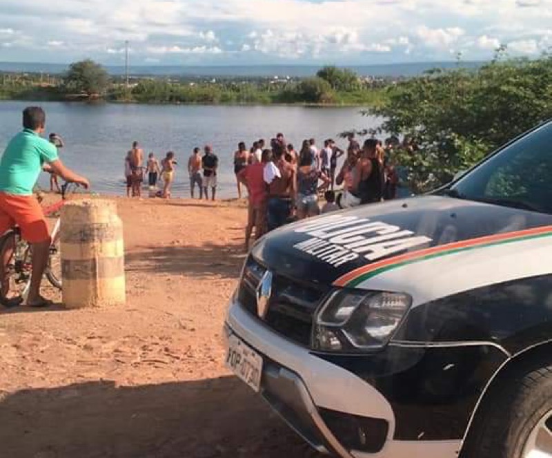 Corpo de homem é encontrado dentro de açude da Vila Três Marias em Juazeiro do Norte-CE