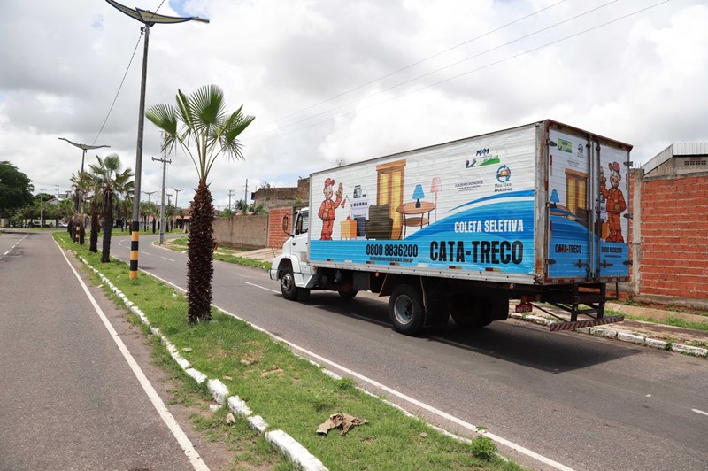 Caminhão Cata-Treco atende em média 20 chamados diariamente