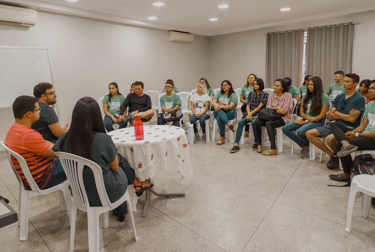 Empresária Juazeirense inspira alunos do Projeto Criando Oportunidades do Governo do Estado