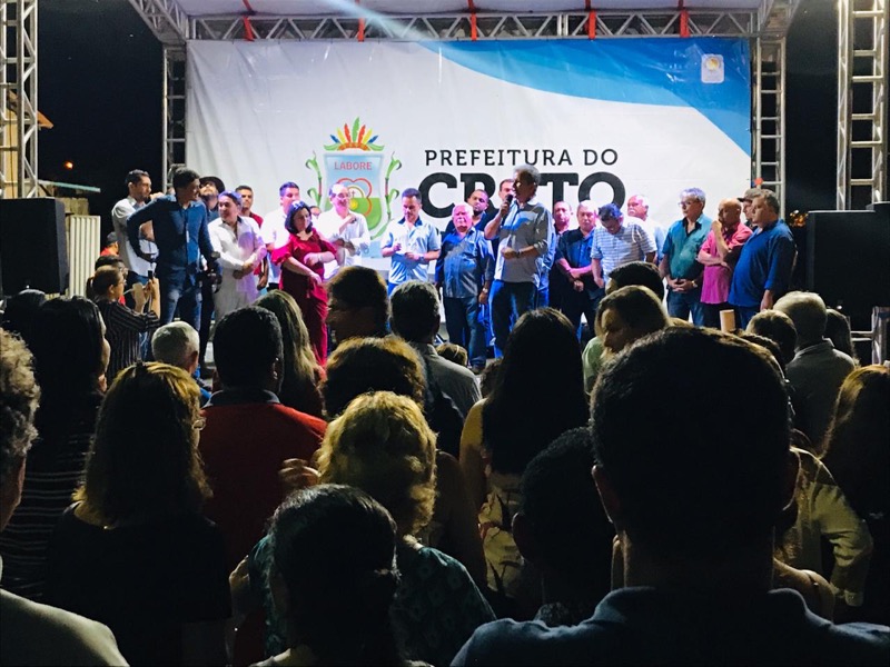 Zé Ailton entrega ponte da Palmeirinha dos Vilar,na zona rural do Crato