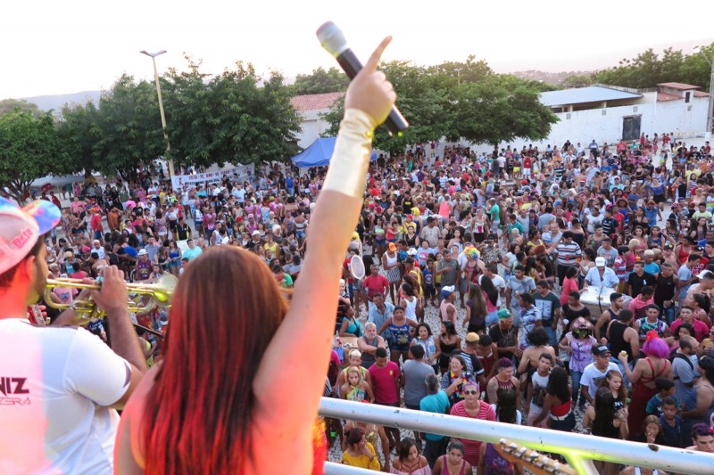 Tradicional desfile das virgens abre o cannaval do Crato nesta sexta-feira (21)