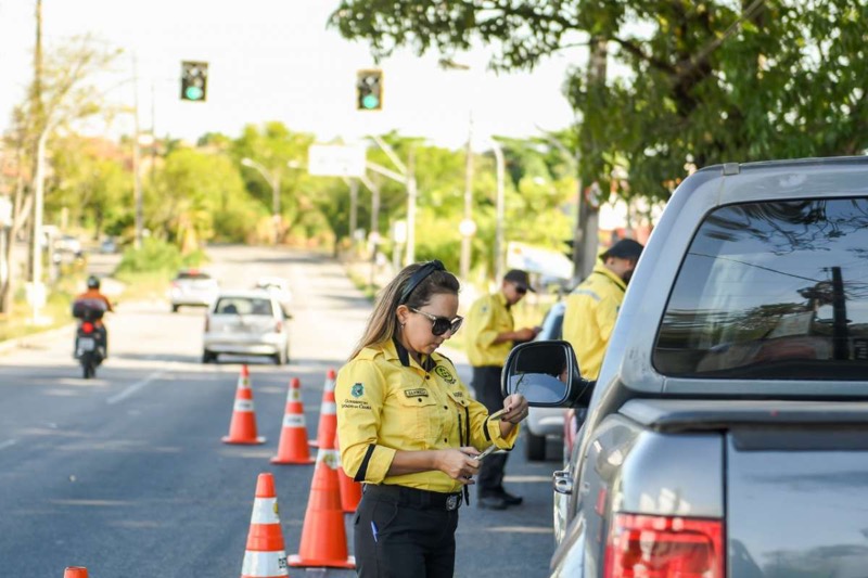Autuações à Lei Seca crescem 75% e acidentes reduzem 69% nas rodovias estaduais