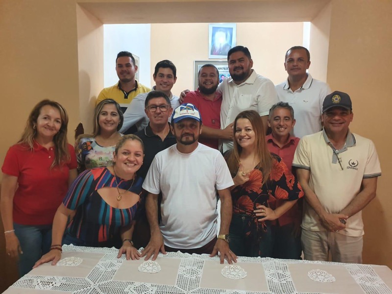 Santana do Cariri: lideranças esvaziam grupo do prefeito e unificam forças na oposição