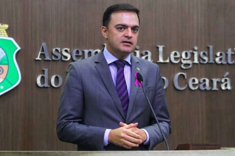 Fernando Santana avalia candidatura a prefeito em Barbalha ou Juazeiro