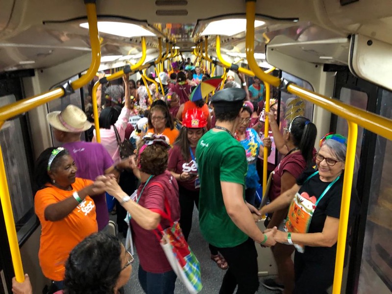 VLT do Cariri abre alas para o Trem Folia com idosos