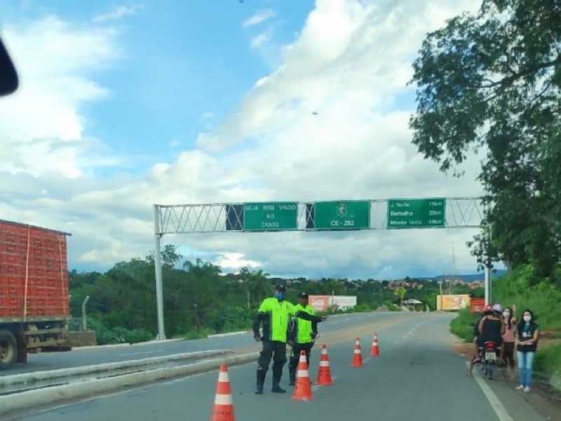 Governo cratense realiza barreiras sanitárias nas divisas com municípios vizinhos