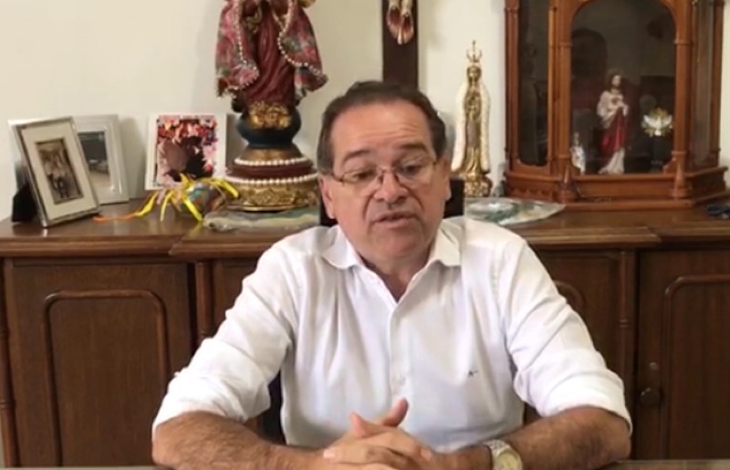 Zé Ailton autoriza contratação de médicos para combate à Covid-19
