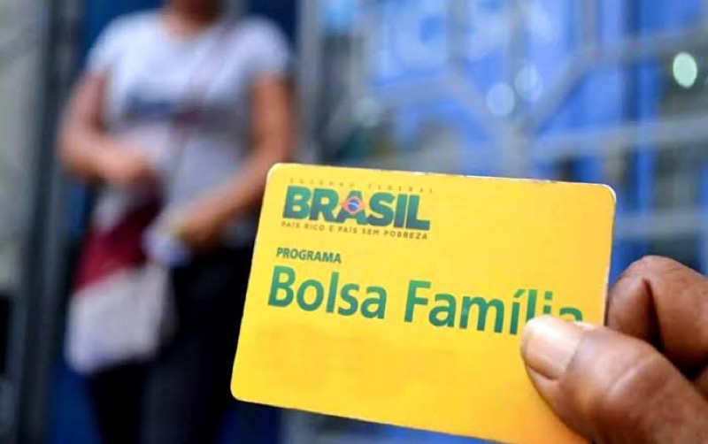 Caixa começa a pagar nesta quinta Auxílio Emergencial para beneficiários do Bolsa Família e cadastrados via app e site; veja calendário
