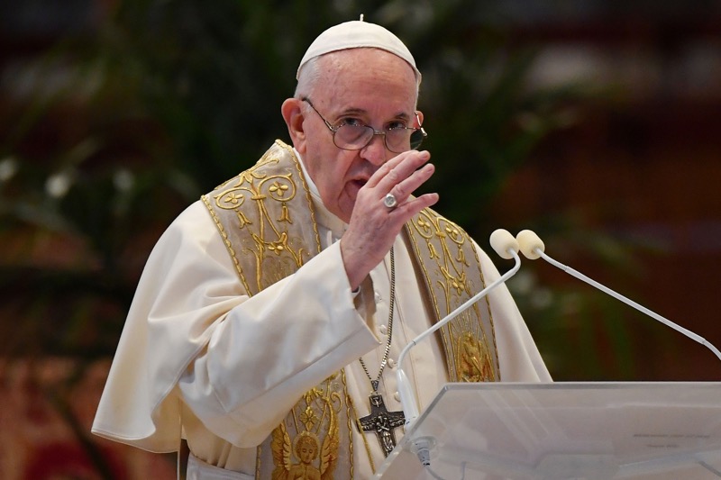 Papa Francisco pede por avanço da vacinação contra Covid-19 em missa de Páscoa