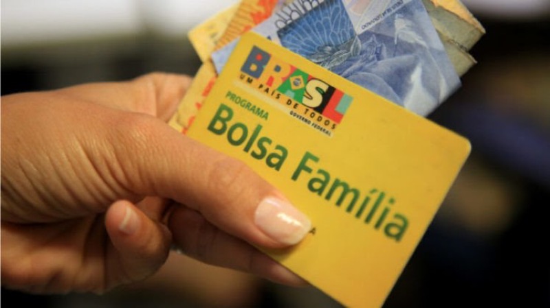 Assistência Social do Crato disponibiliza telefones para informações sobre o Bolsa Família