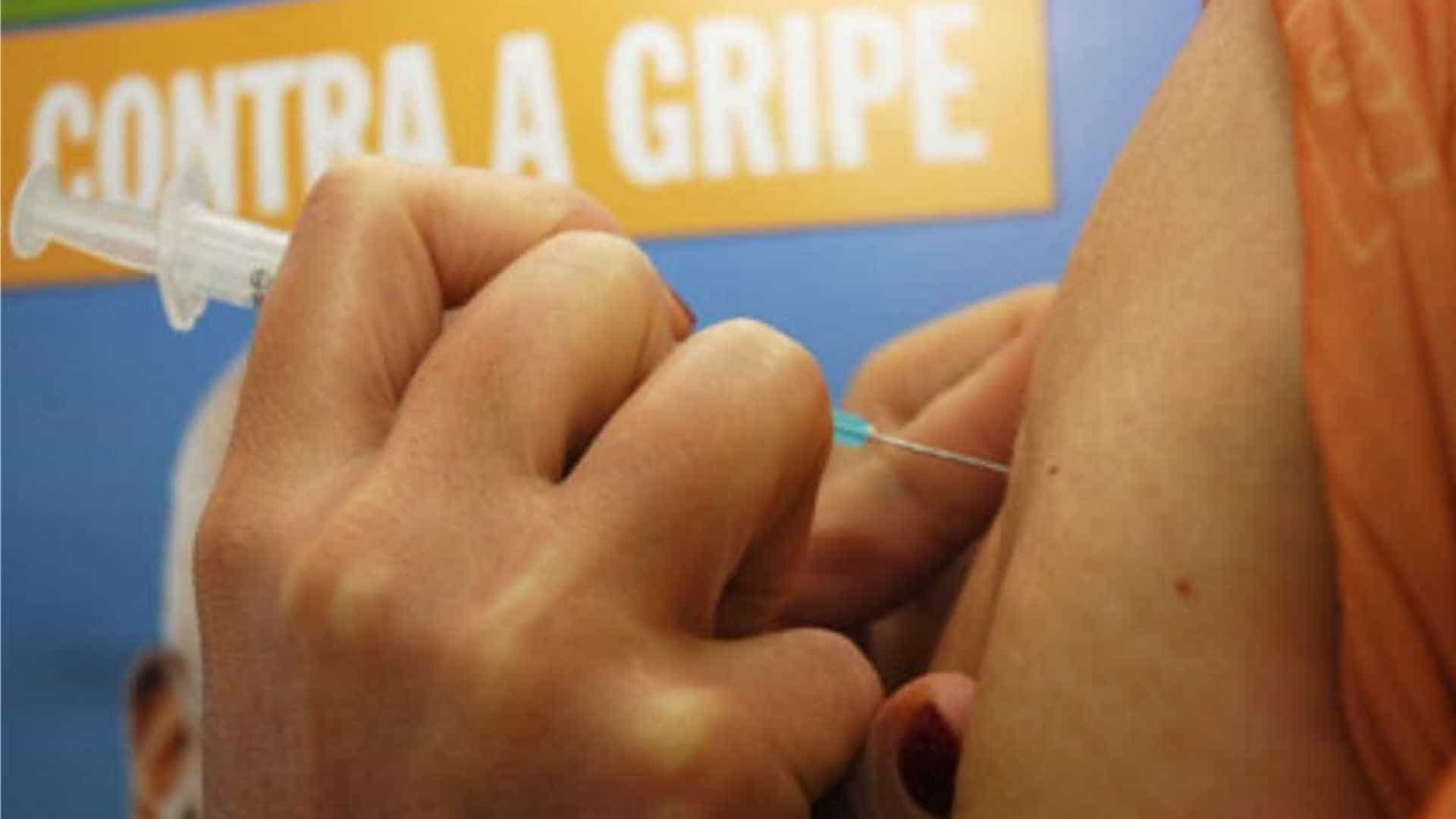 Vacinas contra gripe poderão ser encontradas em farmácias no Rio