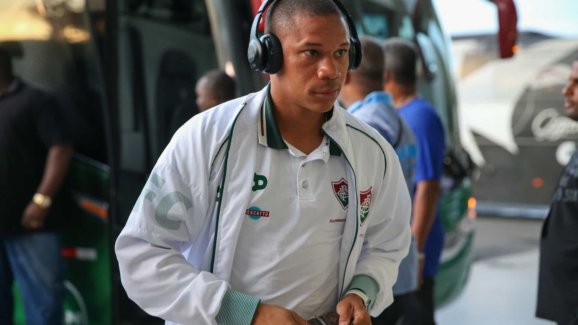Flu encaminhou novo contrato de Wellington Silva antes da pausa