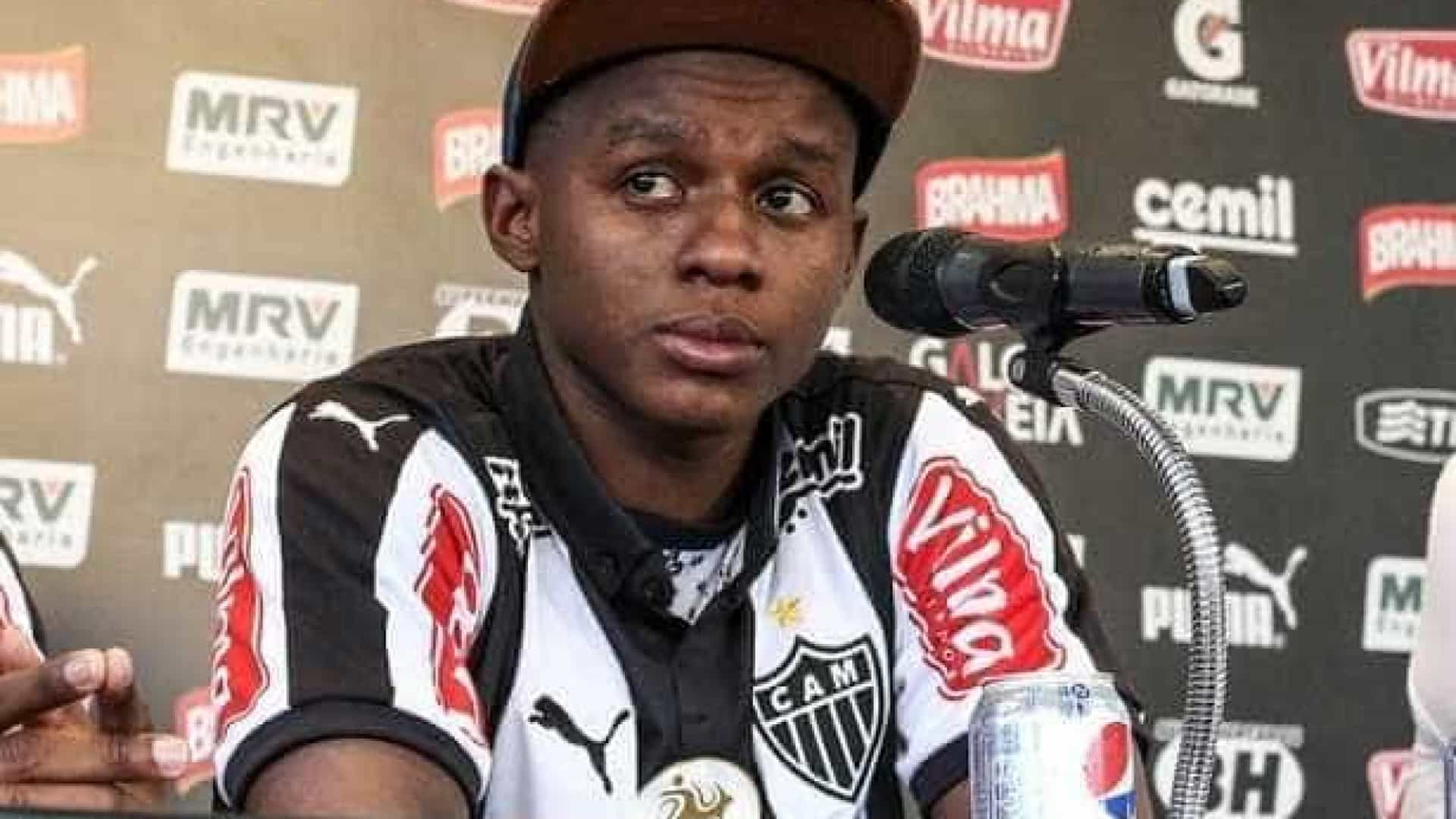 Cazares, do Atlético-MG, revela desejo de jogar pelo Corinthians