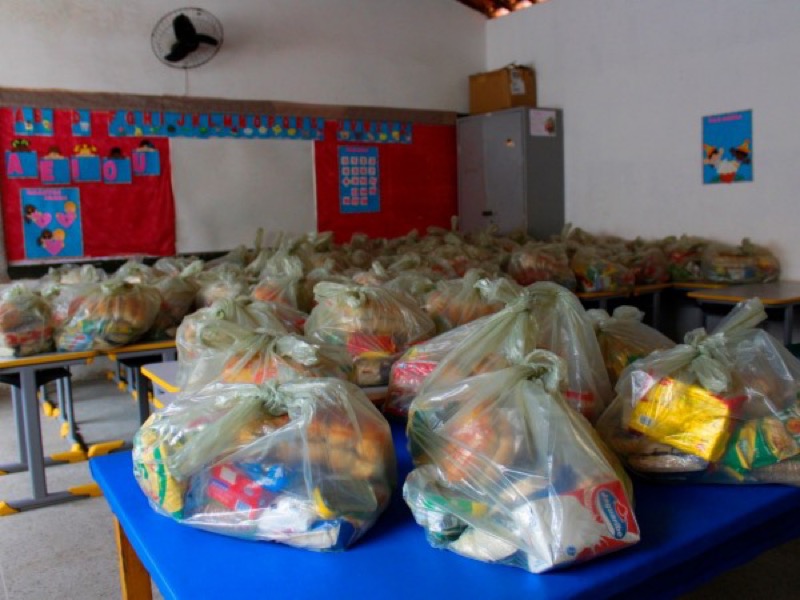 Crato: Prefeitura inicia 2ª etapa de distribuição de kits de merenda escolar às famílias beneficiárias