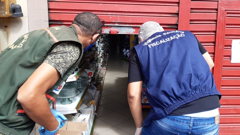 Operação da Semasp fecha comércio não essencial no centro de Juazeiro do Norte
