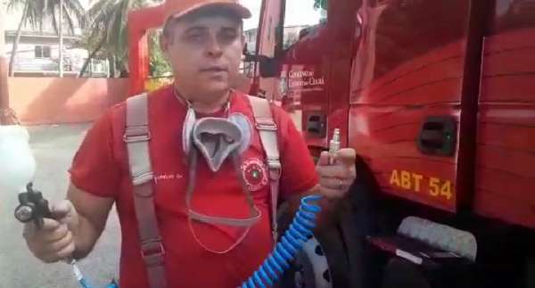 Oficial do Corpo de Bombeiros do Ceará desenvolve sistema próprio para limpeza de viaturas