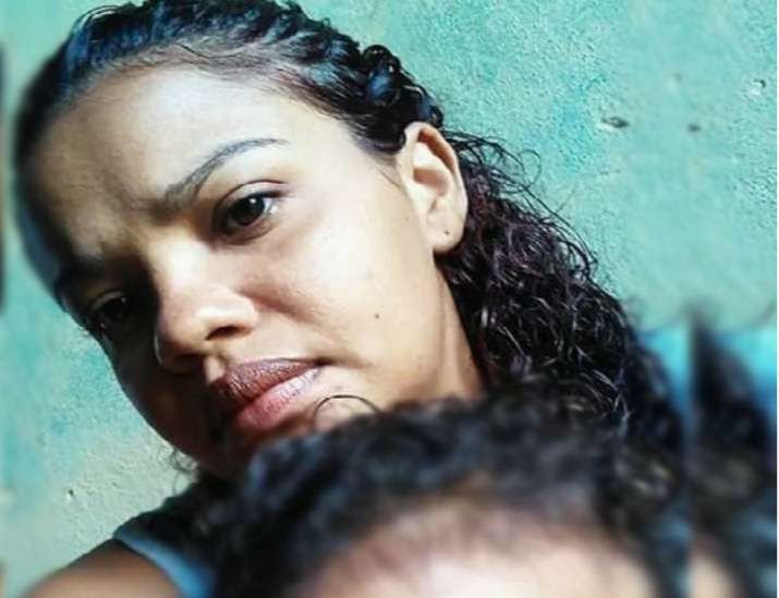 Mulher é assassinada a bala dentro de casa em Lavras da Mangabeira-CE