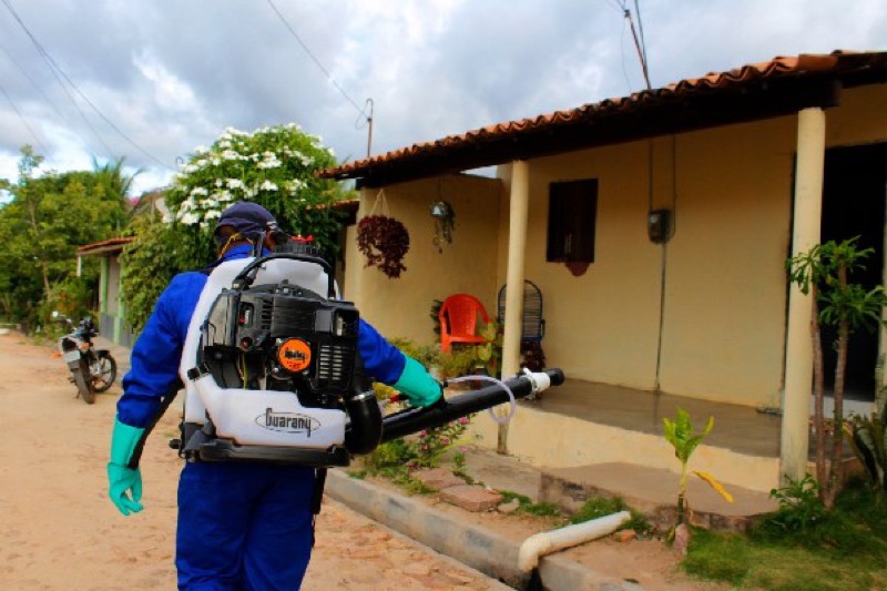 Aplicação de fumacê é mais uma estratégia no combate ao Aedes Aegypti em Crato