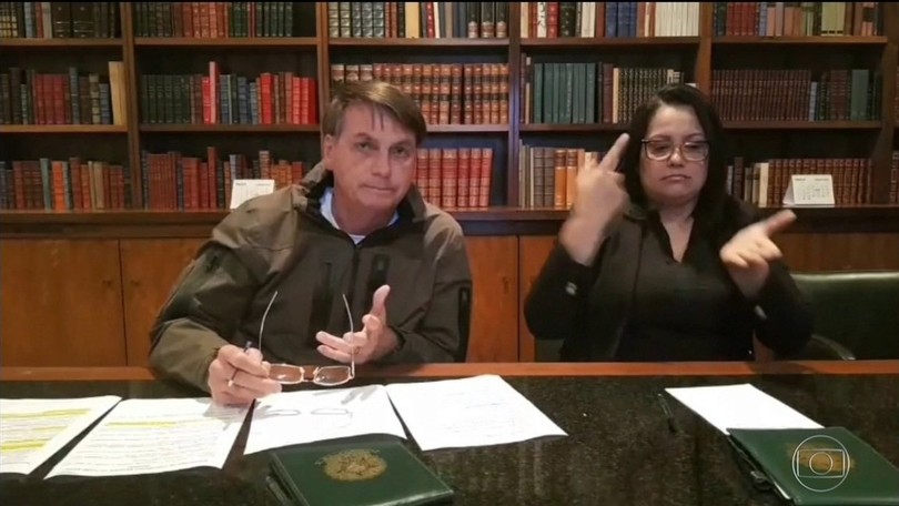 Justificativa de Bolsonaro para presença de Queiroz em imóvel de advogado surpreende aliados