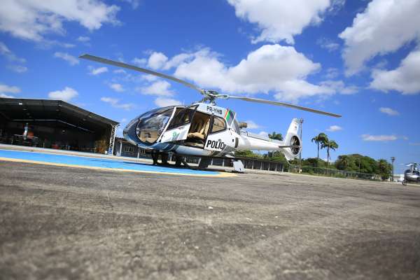 Helicóptero apreendido em combate ao crime organizado passa a ser utilizado pelas Forças de Segurança do Ceará